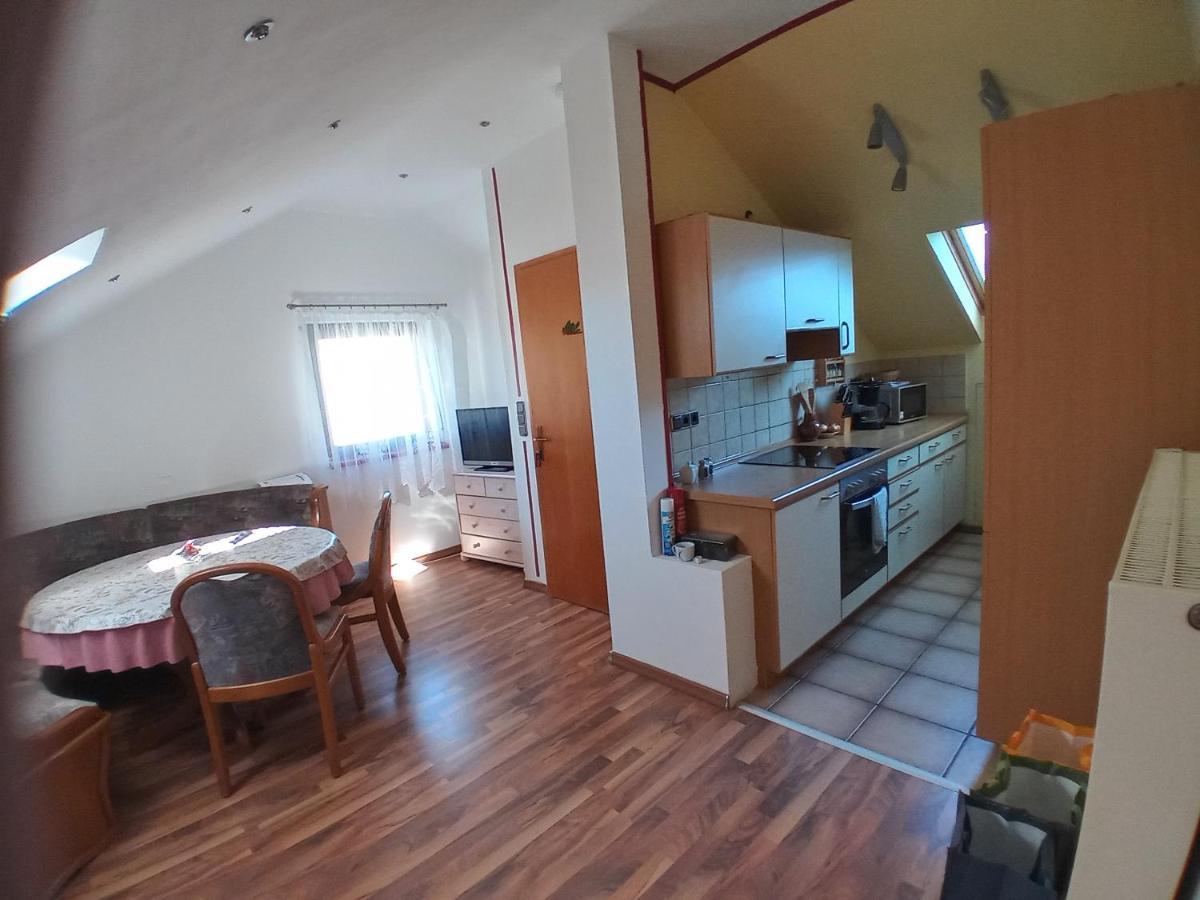 Wohnung Mit 2 - 3 Zimmern Ballenberg المظهر الخارجي الصورة