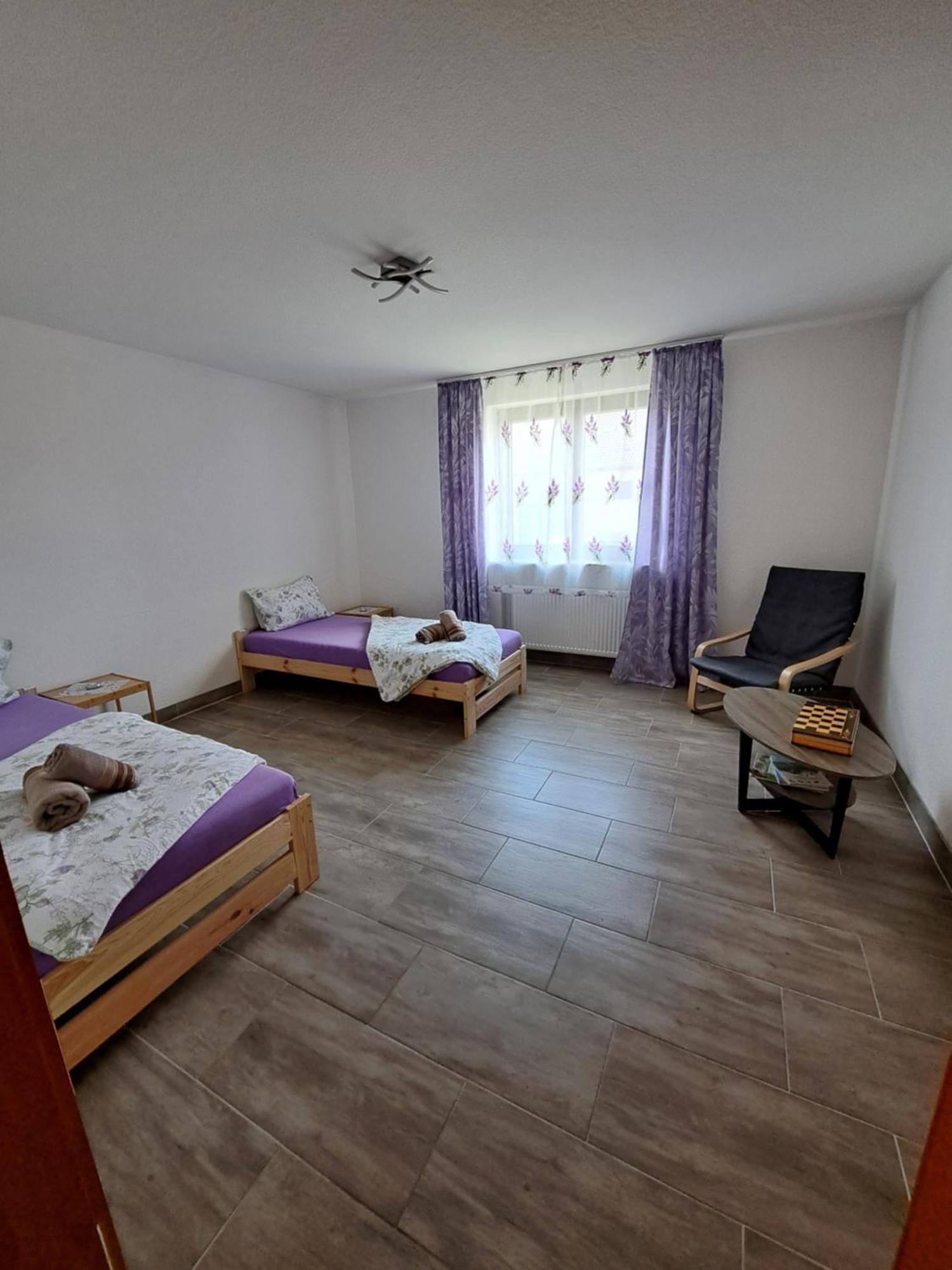 Wohnung Mit 2 - 3 Zimmern Ballenberg المظهر الخارجي الصورة
